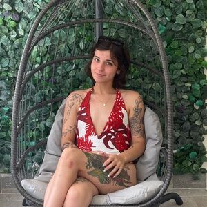 Meet your Posher, Liv